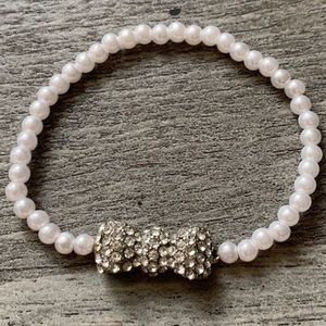 Rhinestone Bow Pearl Bracelet